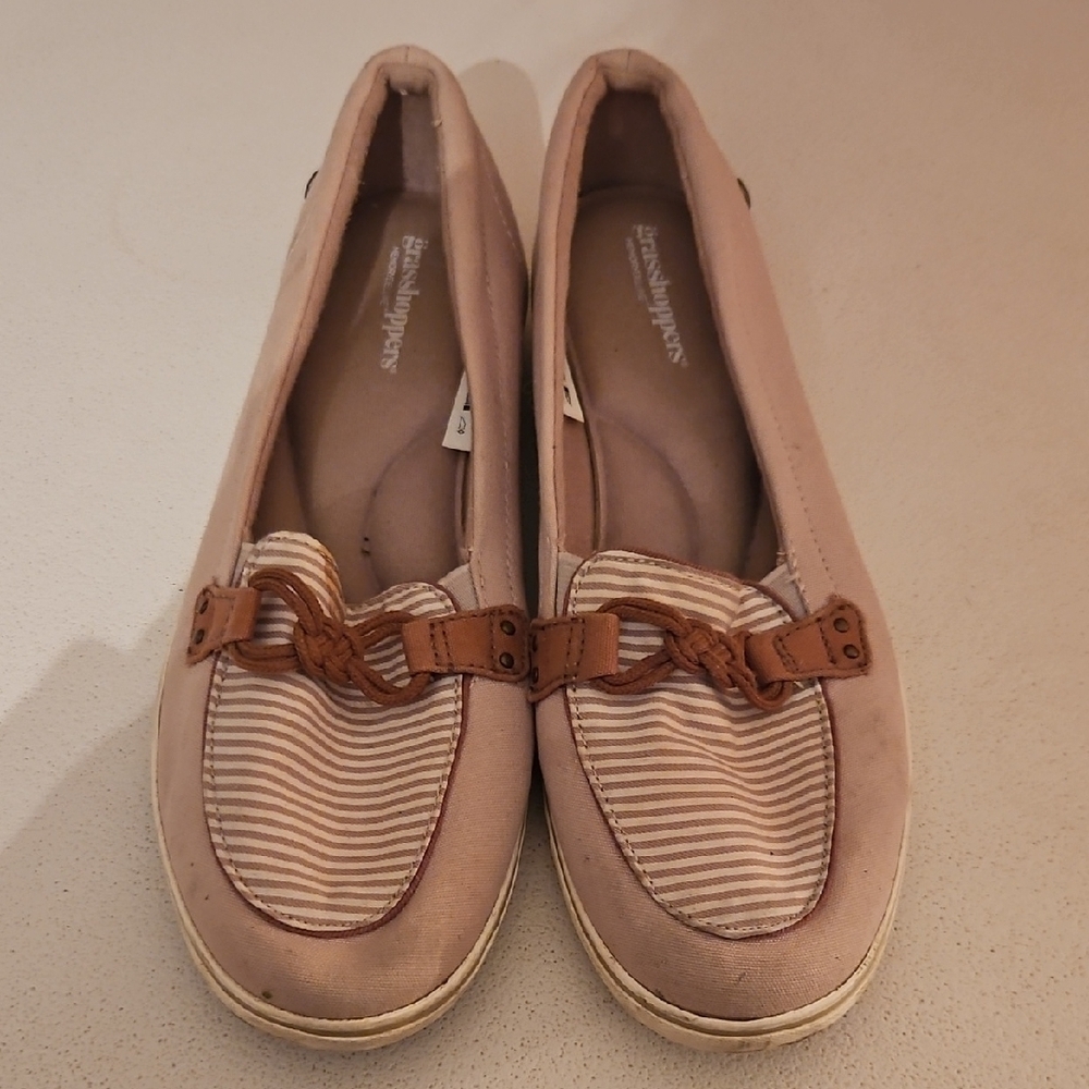 Women's Keds Grasshopper Casual Loafers in Tan and Cream